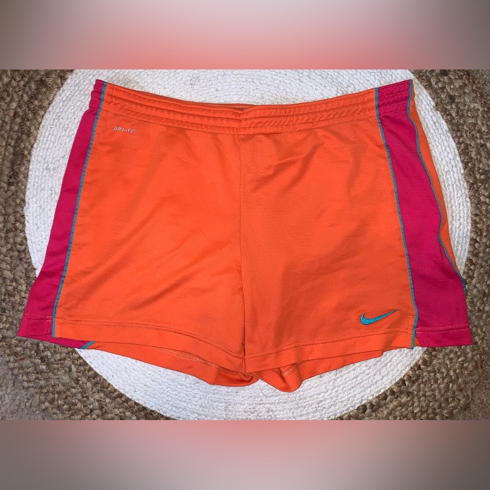 3 for $10 Nike Dri-Fit Short Size Large